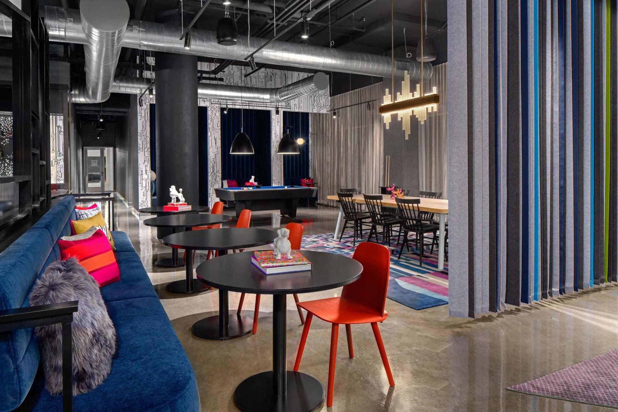 ホテル Aloft Houston Shenandoah - The Woodlands エクステリア 写真