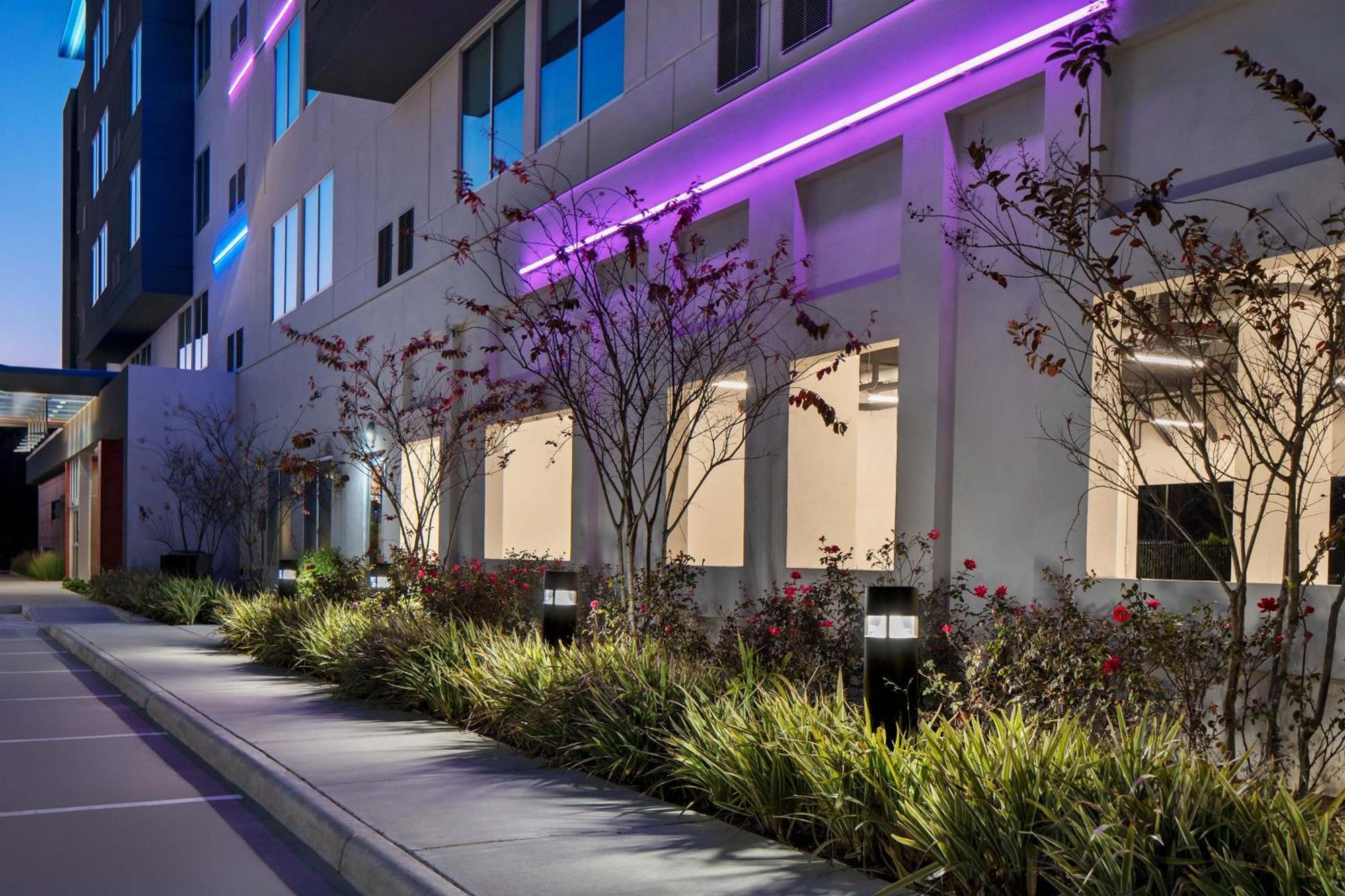 ホテル Aloft Houston Shenandoah - The Woodlands エクステリア 写真